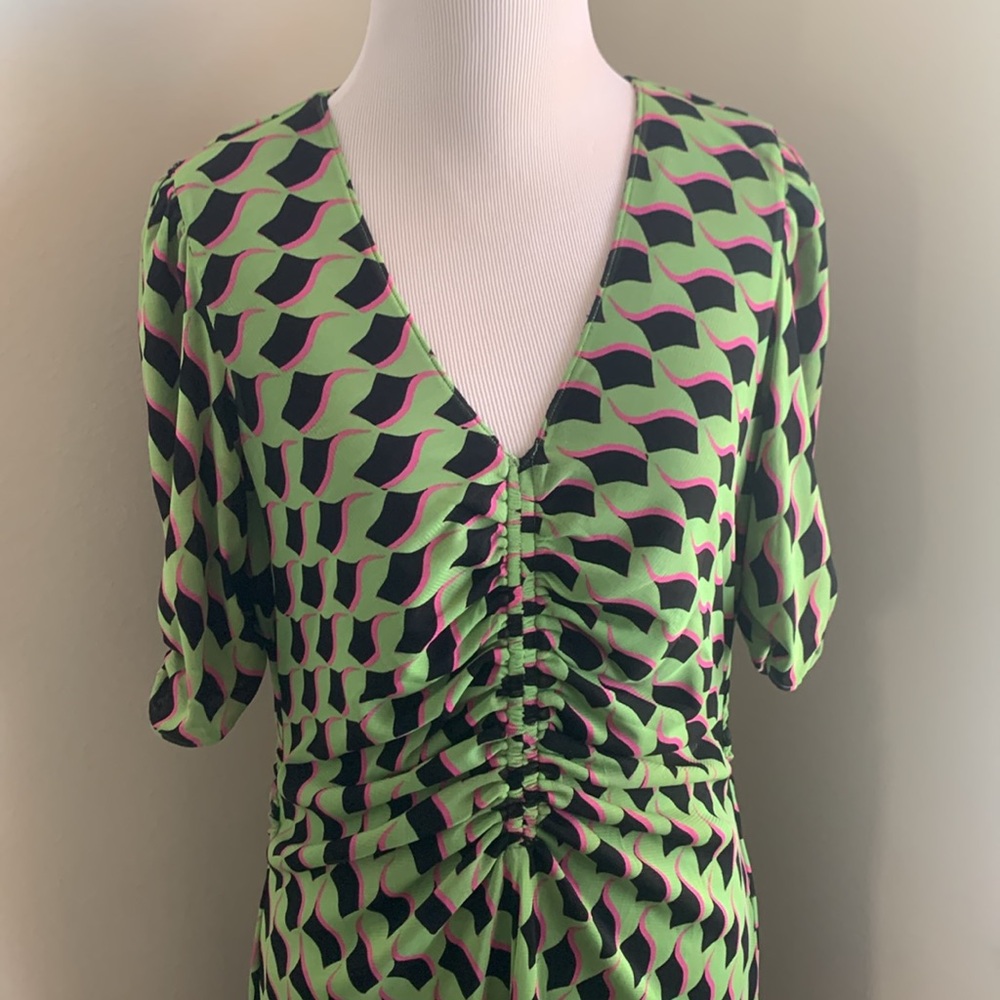DVF Koren Reversible Dress in Bird Weave Green/Leopard Soirée - Picture 9 of 15